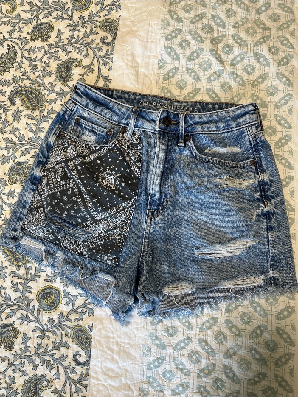 American Eagle Outfitters Light Blue Distressed Denim Shorts with Bandana Patch
